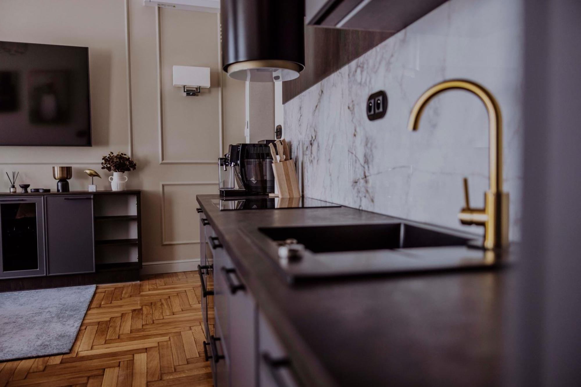 Crown Pearl - Wonderful Apartment, 110Scm, 4 Rooms Краков Экстерьер фото
