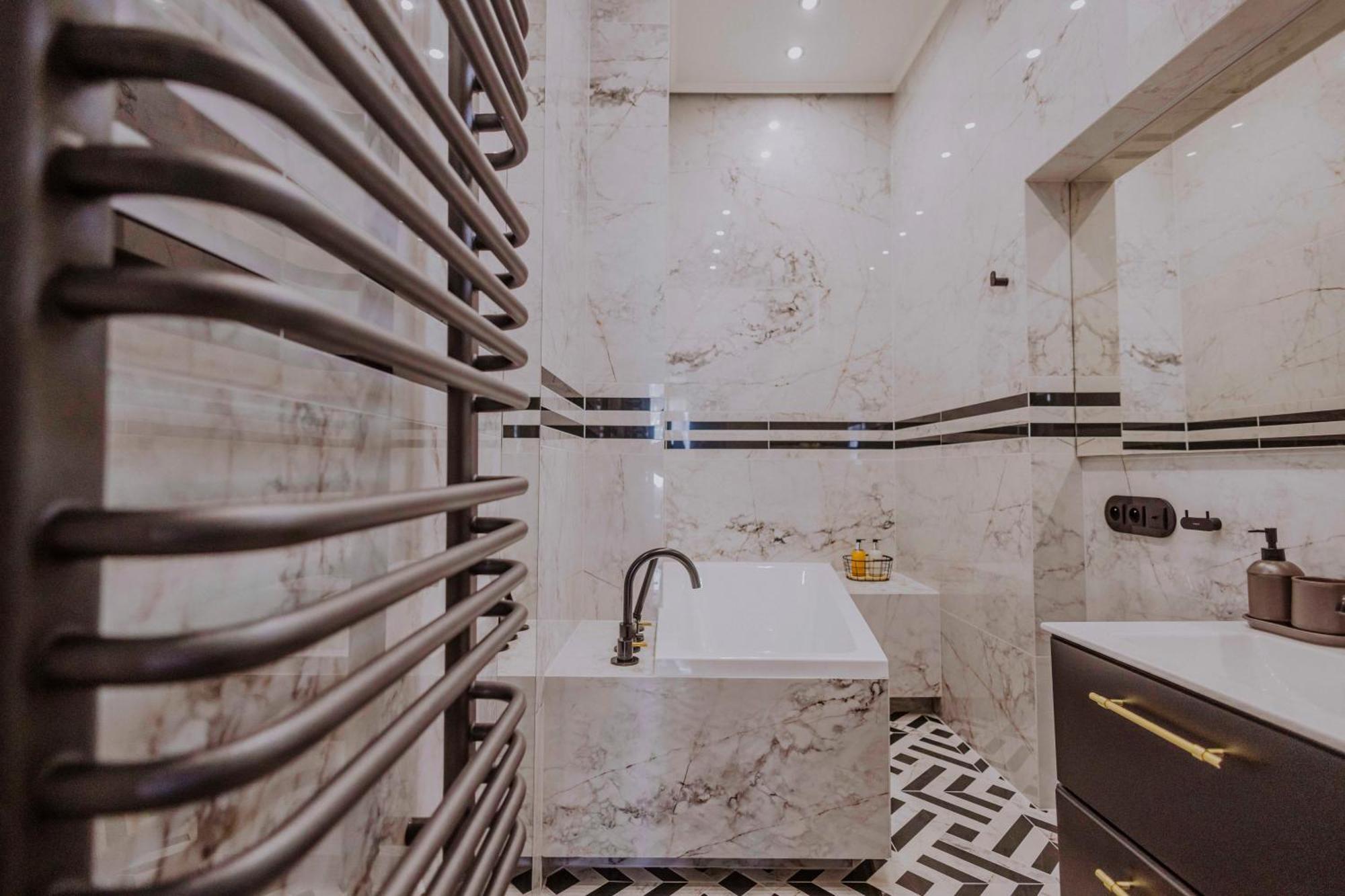 Crown Pearl - Wonderful Apartment, 110Scm, 4 Rooms Краков Экстерьер фото