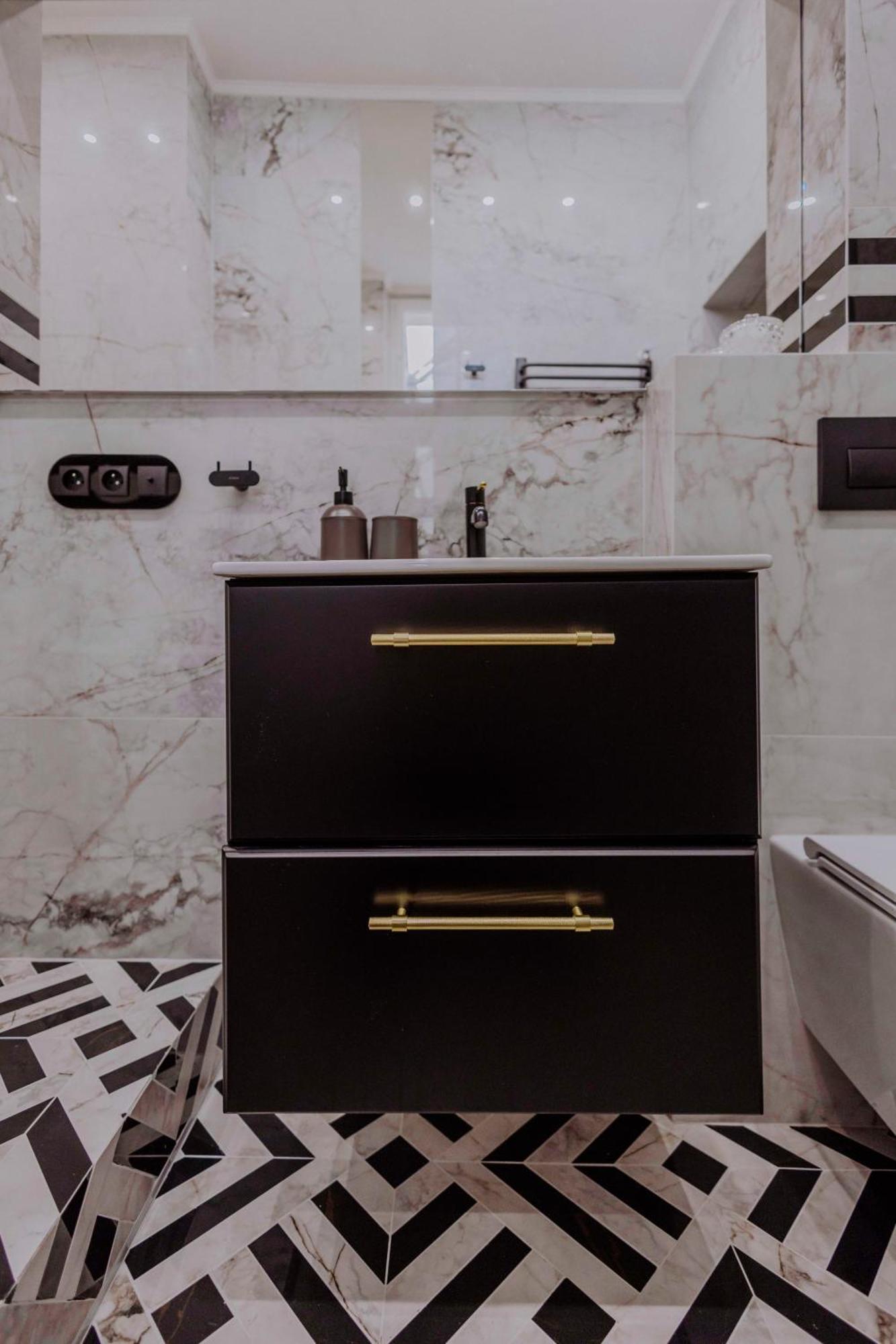 Crown Pearl - Wonderful Apartment, 110Scm, 4 Rooms Краков Экстерьер фото